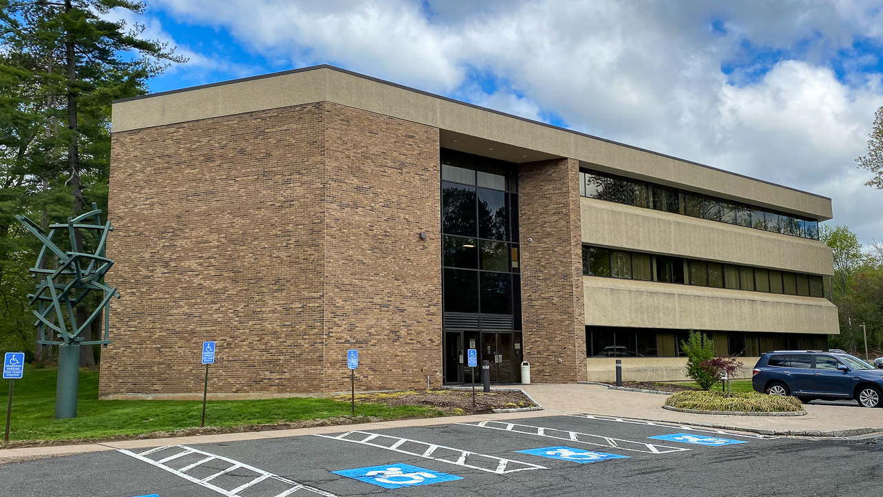 Exterior view of 10 Talcott Notch