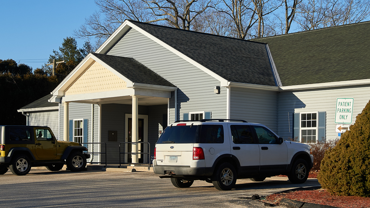 Exterior view Willimantic 162 Mansfield